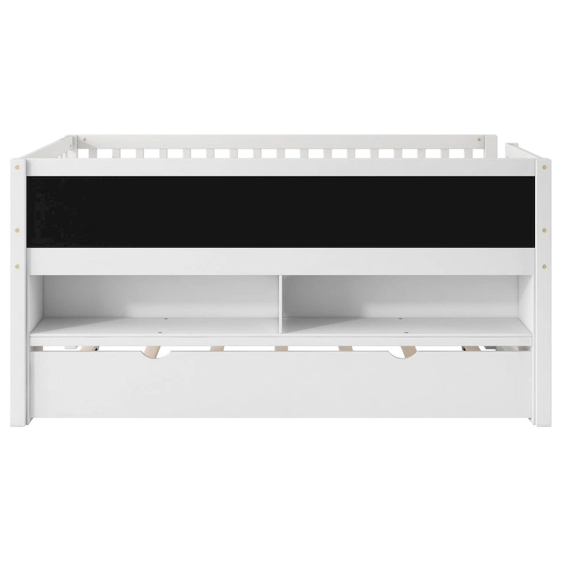 Lit superposé simple bas en bois de pin massif noyer avec lit gigogne, panneau ardoise, étagères à 2 niveaux et bibliothèque en forme de maison