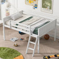 Lit mezzanine bas en bois massif blanc de taille normale avec échelle et barrière, et support à lattes en bois pour chambre à coucher
