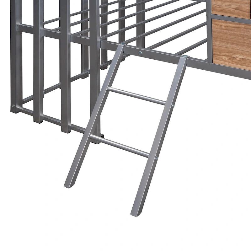 Lit mezzanine maison en métal gris de taille double avec toit en bois, fenêtre et barrière de sécurité