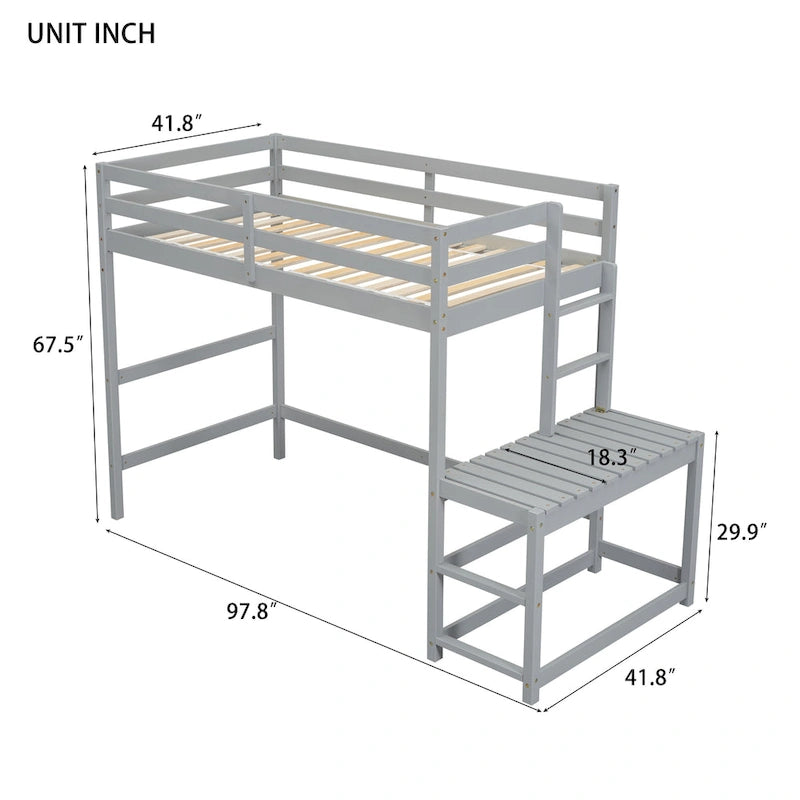 Lit mezzanine haut gris en pin massif pour jumeaux avec tringle à gauche et échelle verticale, plate-forme d'atterrissage à droite avec rail de rangement et échelle inclinée