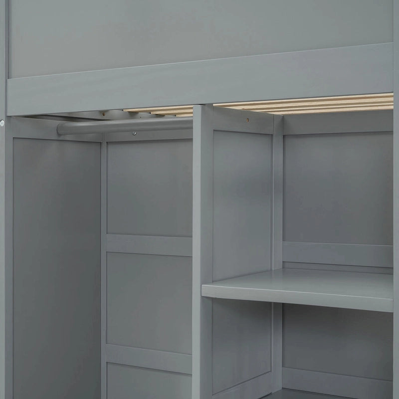 Lit mezzanine gris simple en pin massif avec bureau rabattable, étagère supérieure, 2 tiroirs de bureau, étagères à 4 niveaux, armoire ouverte à gauche et armoire fermée à droite