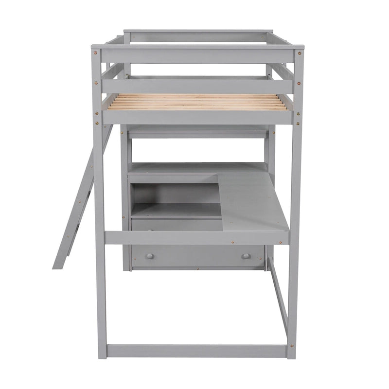 Lit mezzanine en pin massif, taille simple, avec échelle inclinée à gauche, bureau en L pleine largeur, étagère à mi-hauteur et 3 tiroirs côté gauche