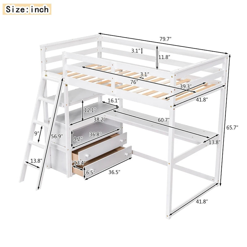 Lit mezzanine en pin massif, taille simple, avec échelle inclinée à gauche, bureau en L pleine largeur, étagère à mi-hauteur et 3 tiroirs côté gauche