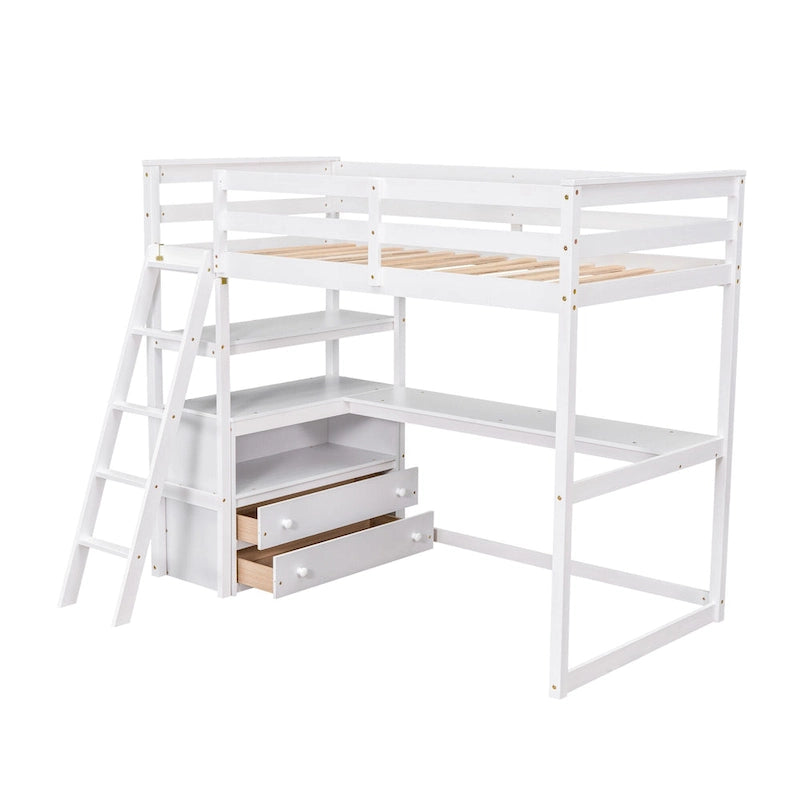 Lit mezzanine en pin massif, taille simple, avec échelle inclinée à gauche, bureau en L pleine largeur, étagère à mi-hauteur et 3 tiroirs côté gauche