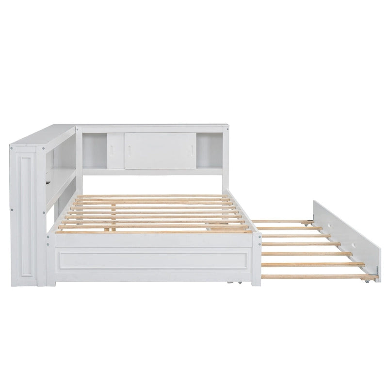 Lit de jour plateforme bas en L en pin massif blanc pleine grandeur avec bande LED, USB et prise de courant, étagères latérales à portes coulissantes et lit gigogne double coulissant